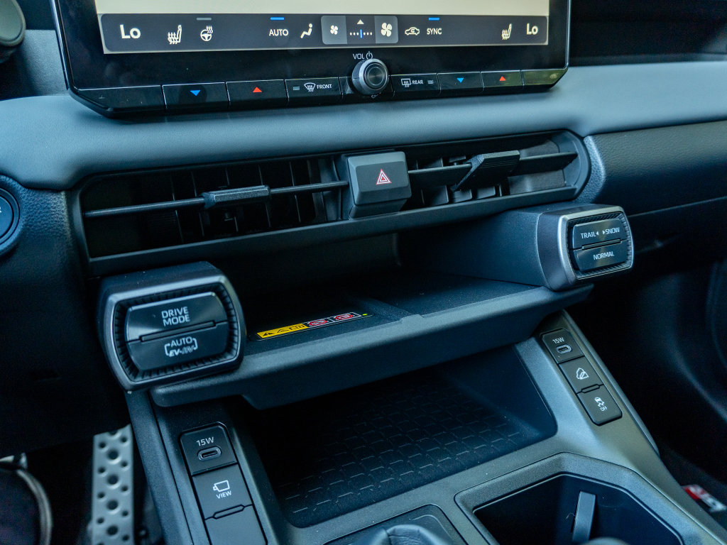 New 2026 Toyota RAV4 AWD Plug-in Hybrid image 24