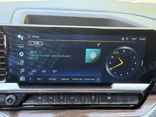 Used 2023 Chevrolet Silverado 1500 RST w/ Convenience Package II AWD/4WD image 16