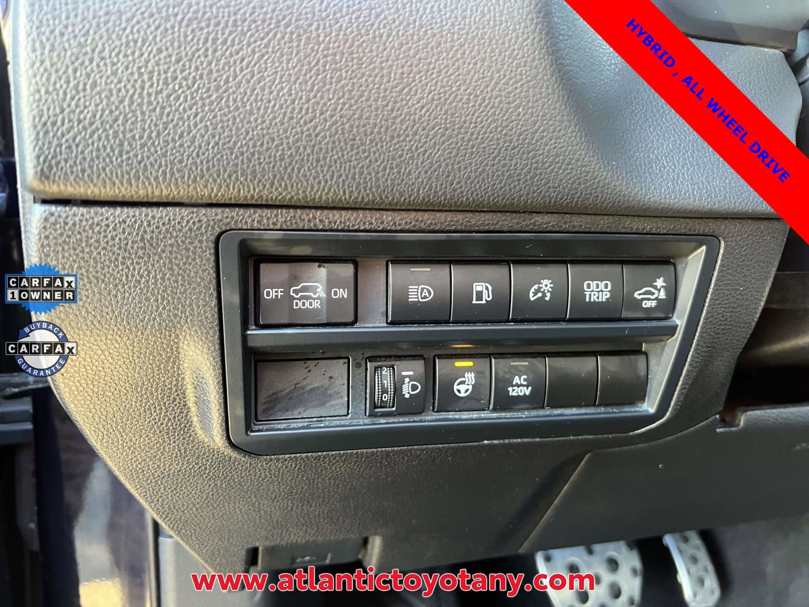 Used 2024 Toyota Sequoia SR5 w/ SR5 Premium Package image 22