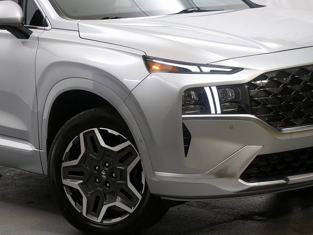 Used 2021 Hyundai Santa Fe Calligraphy video 3