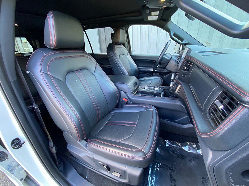 Used 2023 Ford Expedition Limited AWD/4WD image 28