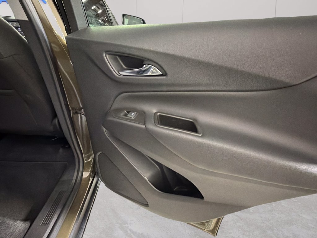 Certified 2023 Chevrolet Equinox LT FWD image 33