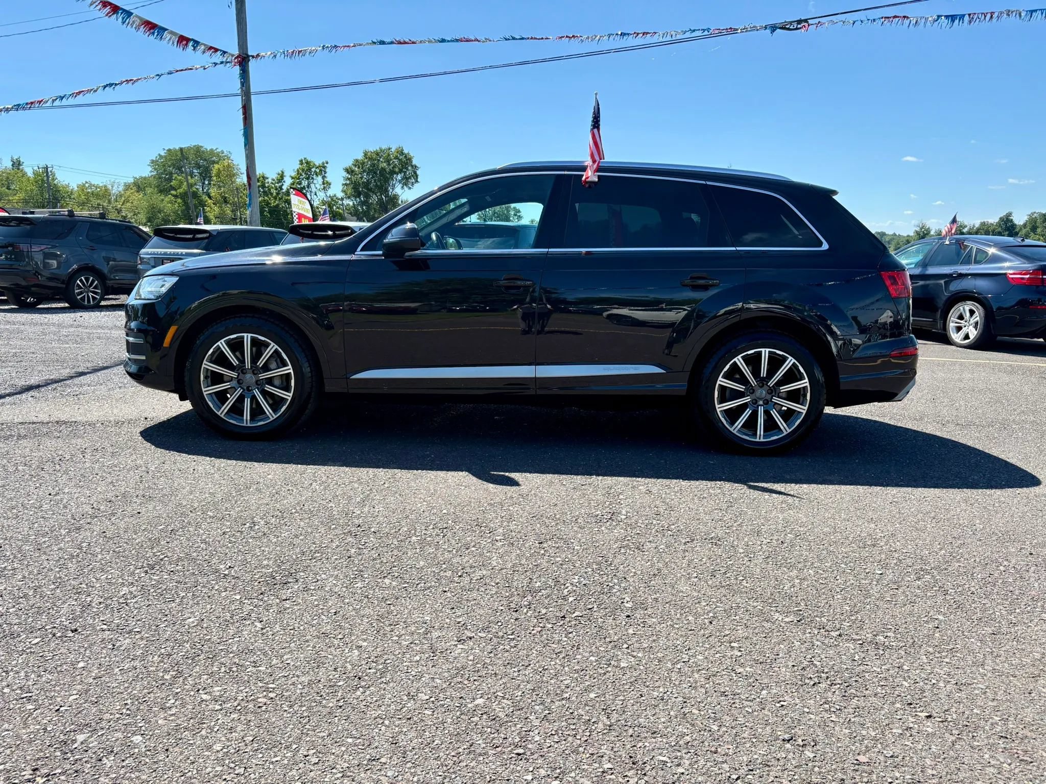 Used 2017 Audi Q7 3.0T Prestige AWD/4WD image 2