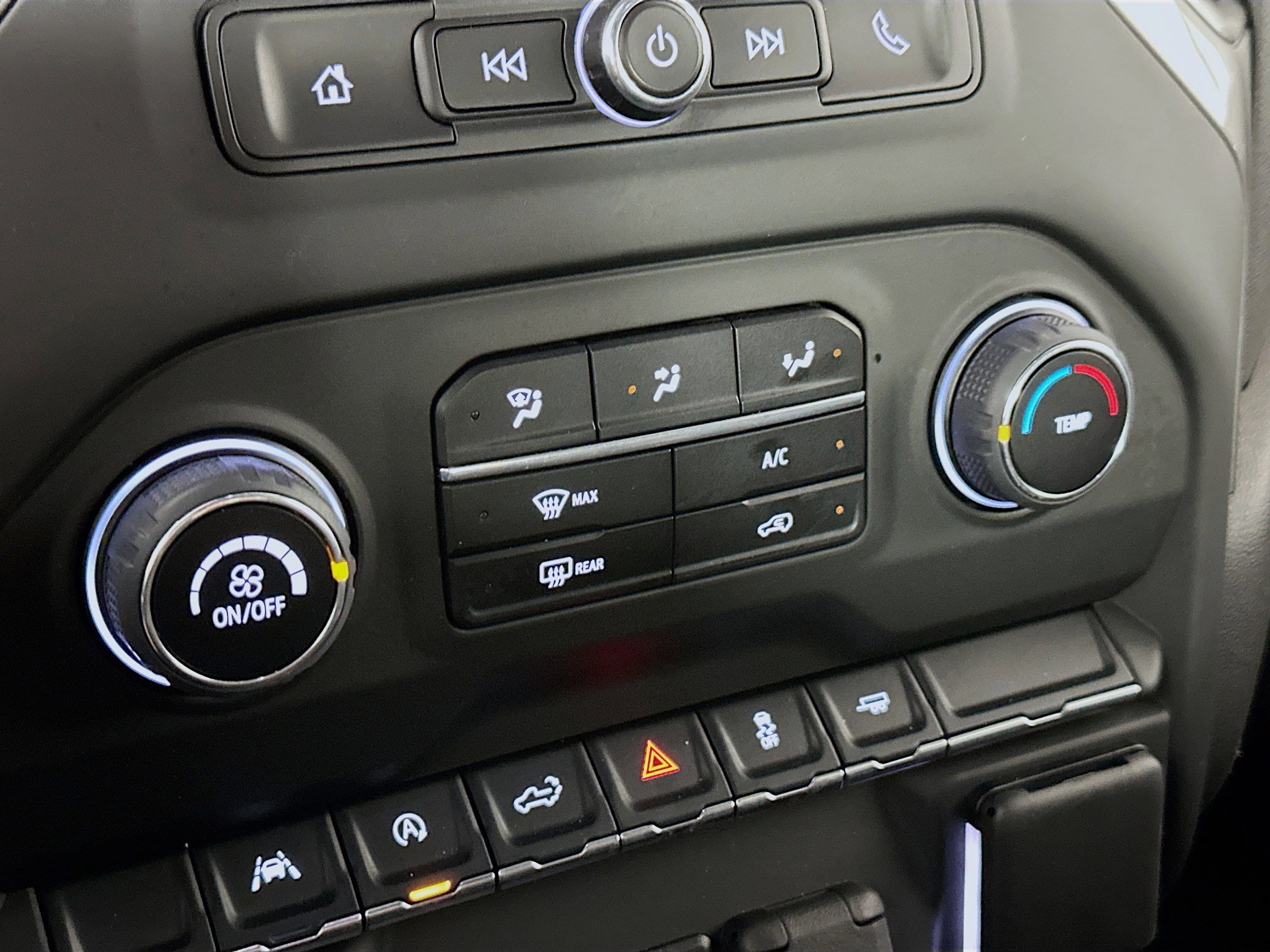 Used 2024 Chevrolet Silverado 1500 Custom image 22