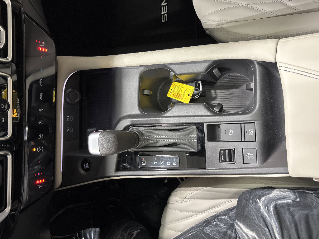 New 2026 Nissan Sentra SL w/ Floor Mat Package image 9