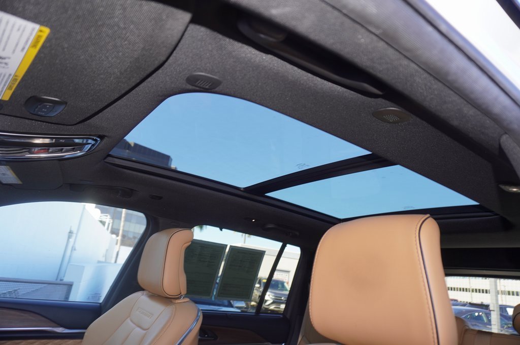 Used 2022 Jeep Grand Cherokee Summit w/ Adv Protech Group IV image 25