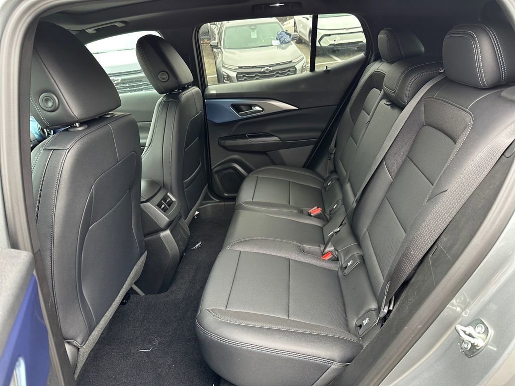 New 2026 Chevrolet Equinox EV LT image 19