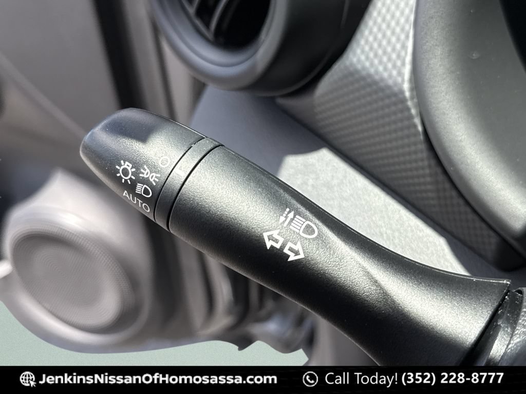 Certified 2023 Nissan Kicks S FWD image 36