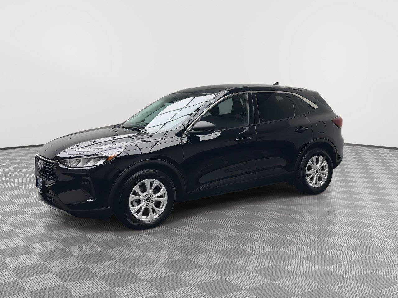 Certified 2023 Ford Escape Active FWD image 32