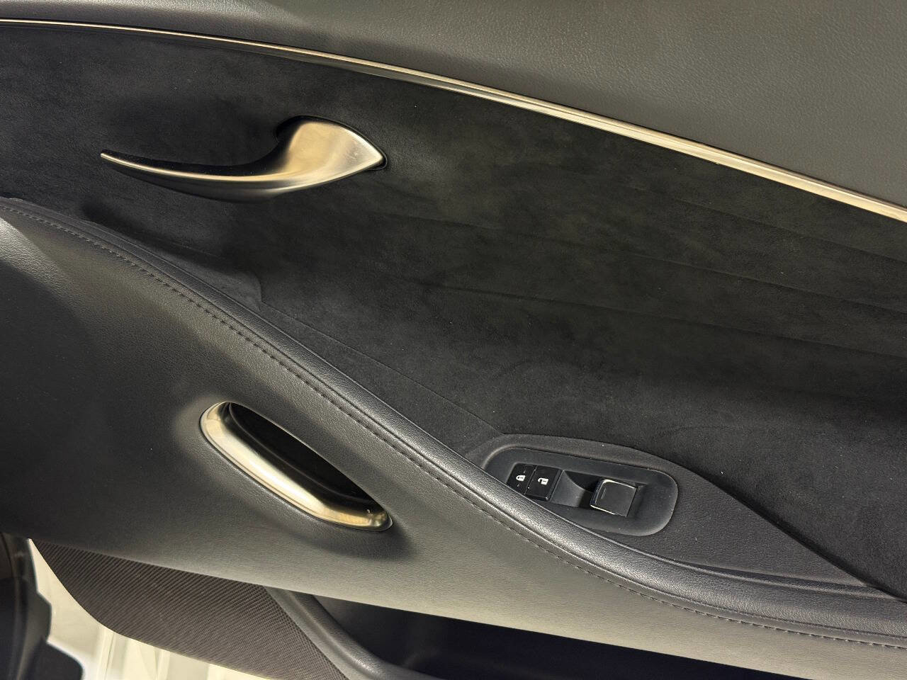 Used 2018 Lexus LC 500 Coupe w/ Touring Package image 36