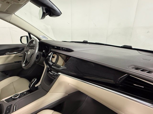 Used 2023 Cadillac XT6 Premium Luxury AWD/4WD image 32