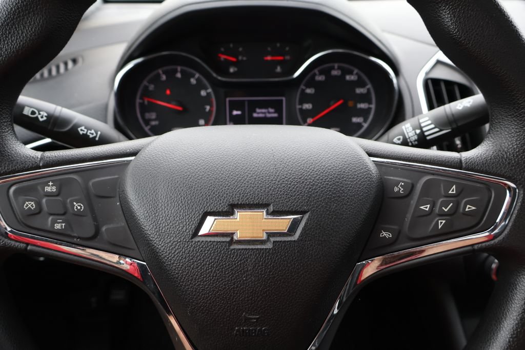 Used 2019 Chevrolet Cruze LT w/ Sun And Sound Package FWD image 18