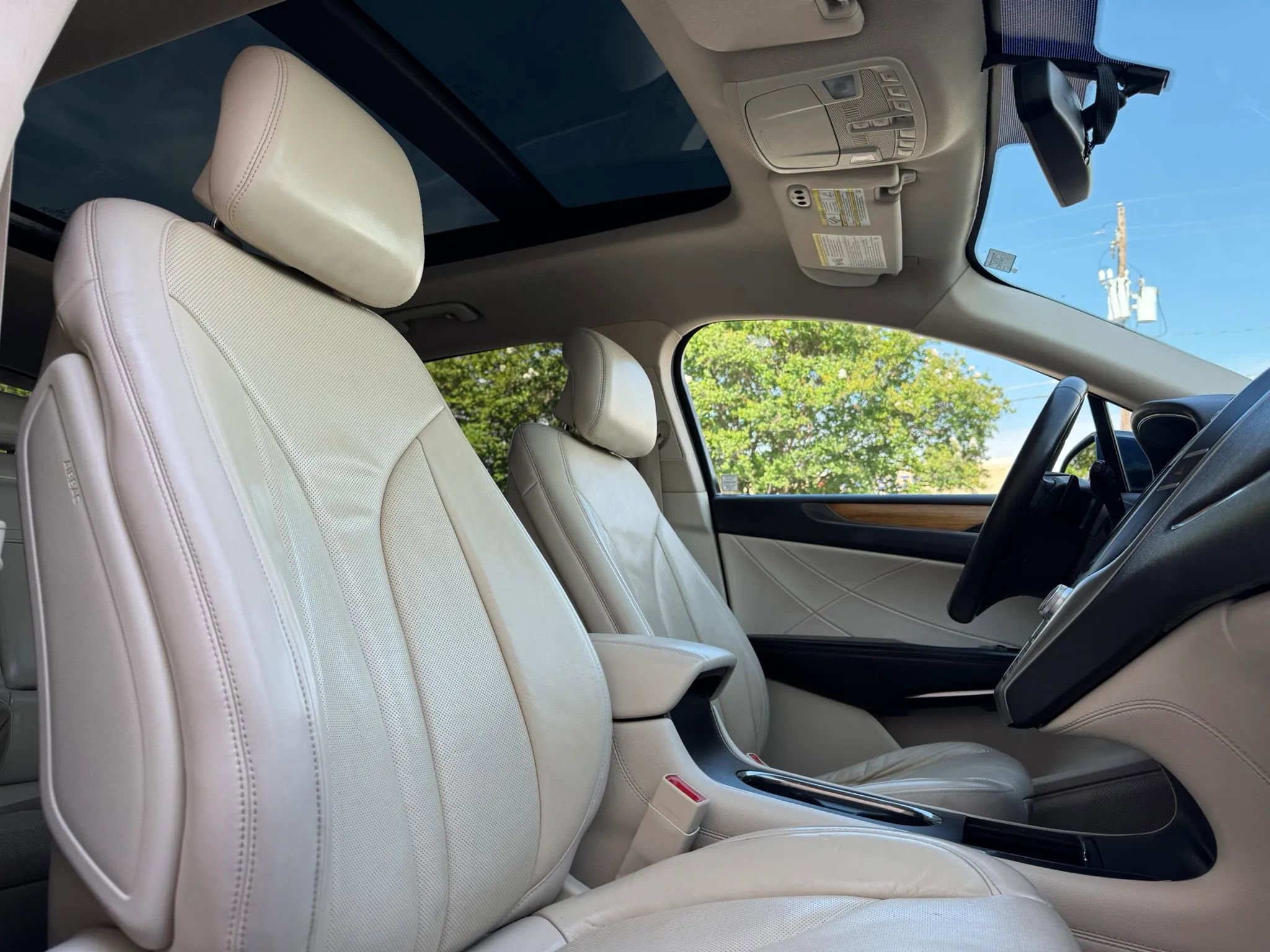 Used 2015 Lincoln MKC FWD w/ Equipment Group 102A Reserve image 25