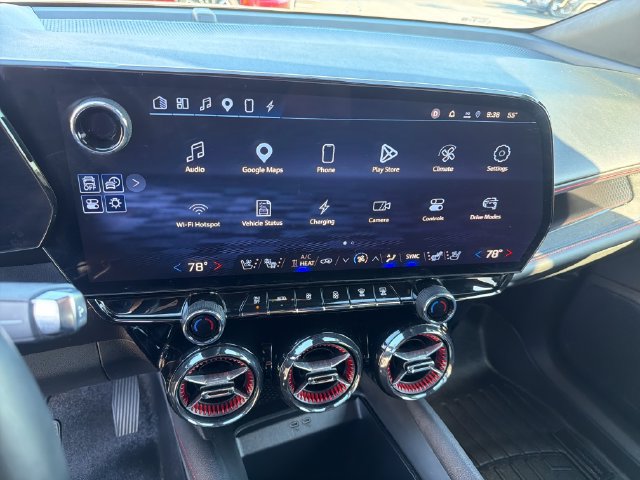 Certified 2024 Chevrolet Blazer EV RS AWD/4WD image 17