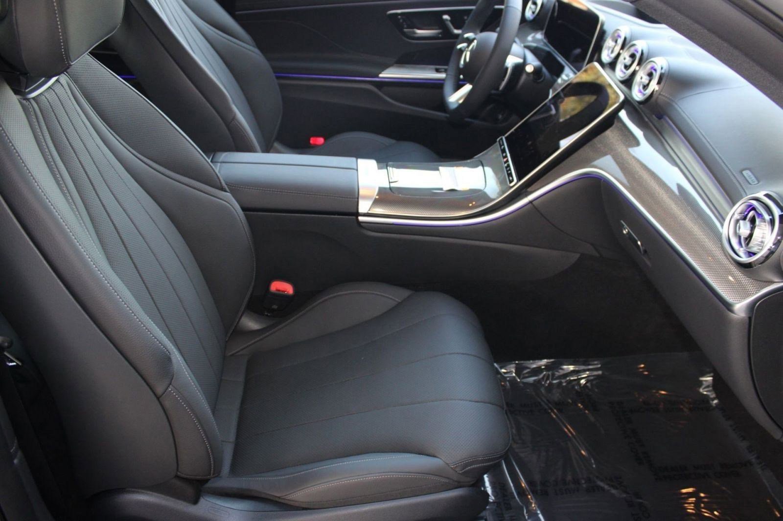 New 2026 Mercedes-Benz CLE 300 4MATIC Coupe image 31