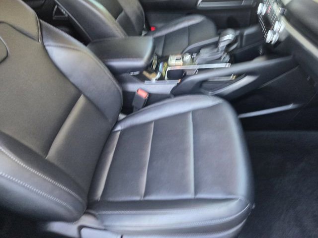 Certified 2023 Kia Telluride LX image 13