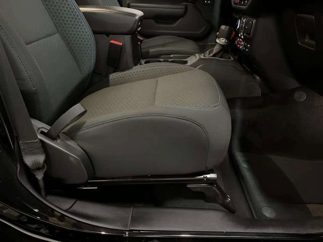 Used 2025 Jeep Wrangler Unlimited Rubicon 4xe w/ Convenience Group image 84