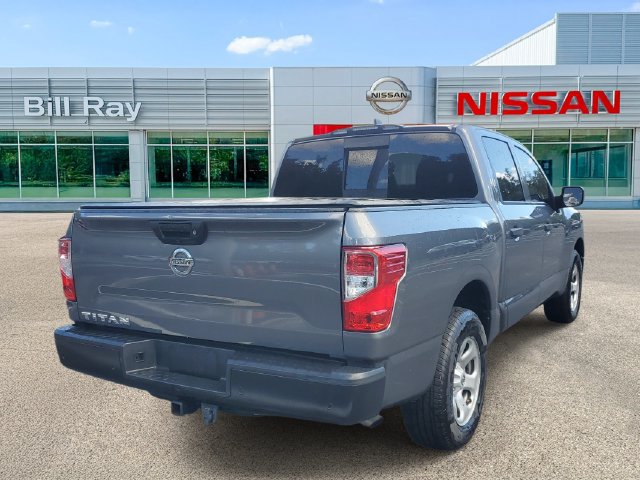 Used 2022 Nissan Titan S RWD image 4