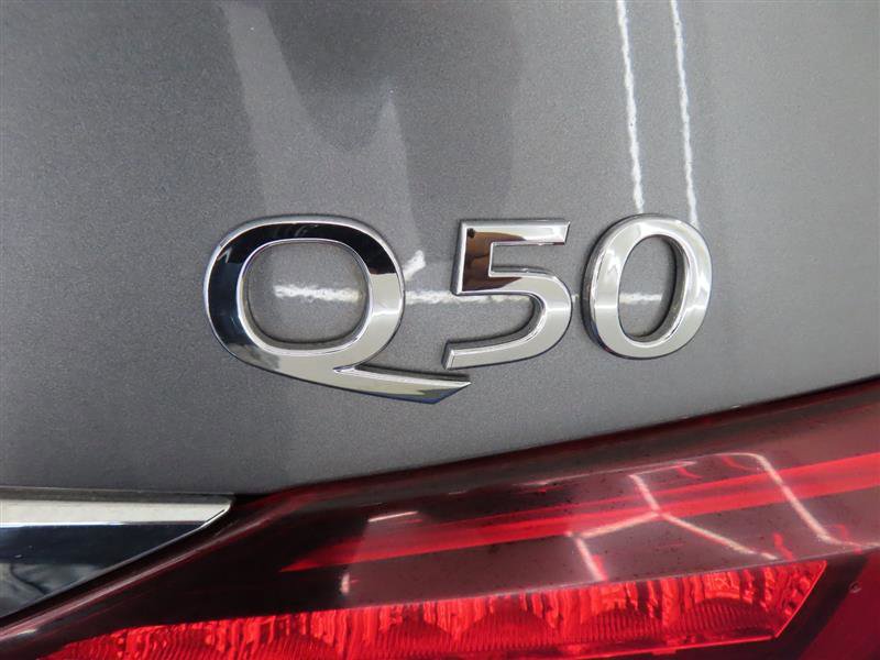 Used 2022 INFINITI Q50 Sensory image 13