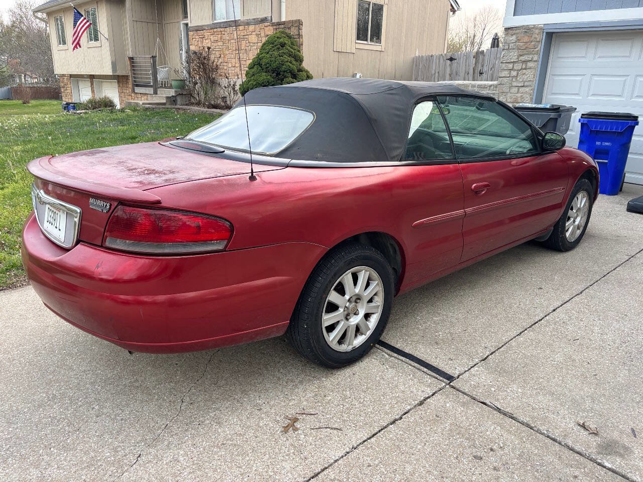 Used 2004 Chrysler Sebring GTC image 11