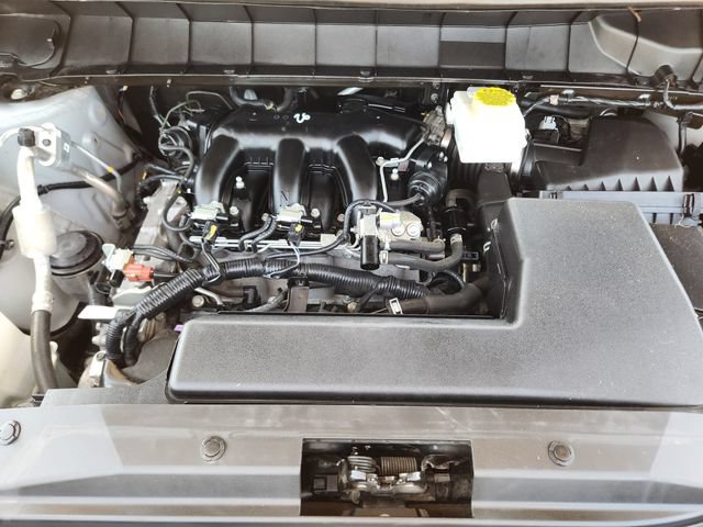 Used 2024 Nissan Pathfinder SV FWD image 34