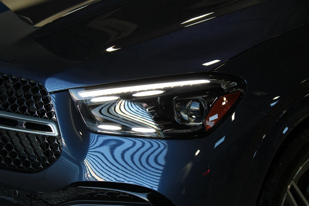 Used 2025 Mercedes-Benz GLE 450 4MATIC image 2