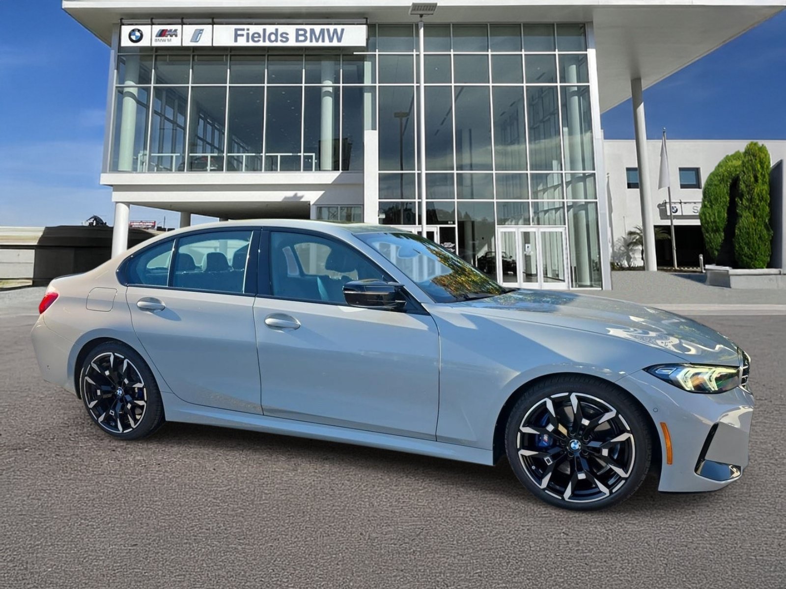 Used 2025 BMW M340i RWD image 1