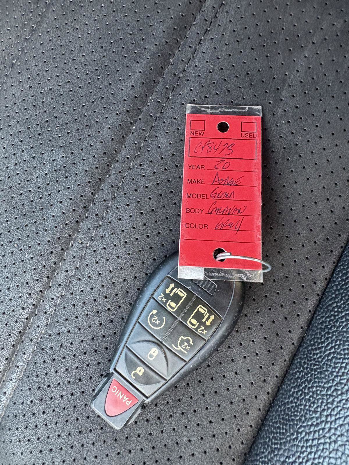 Used 2020 Dodge Grand Caravan SXT image 26