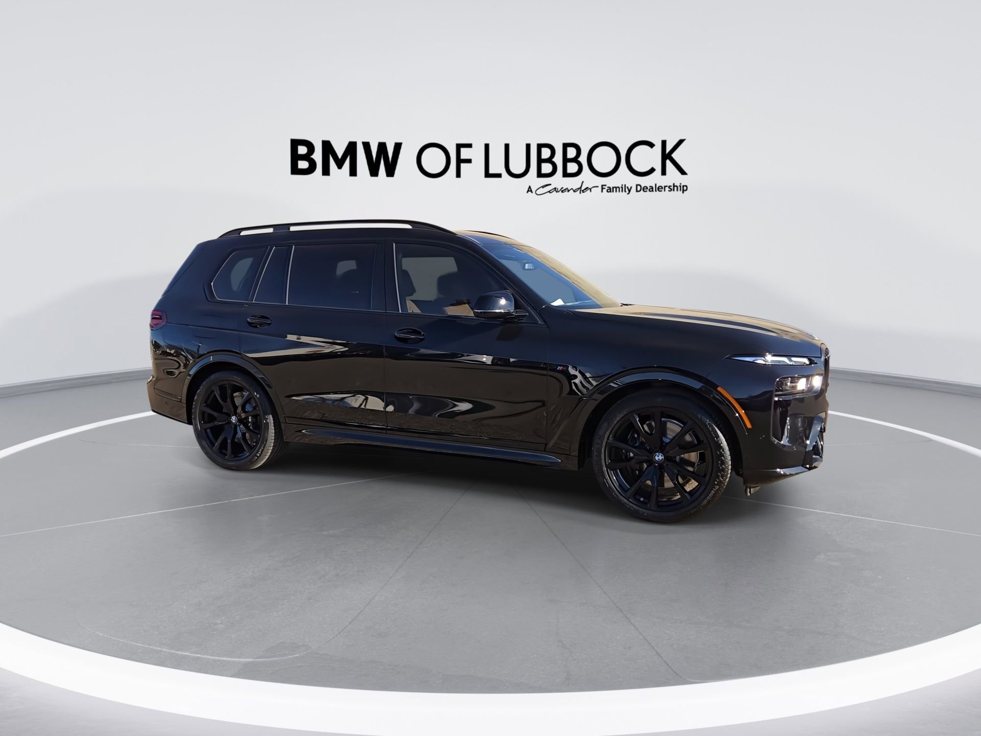 New 2026 BMW X7 M60i image 9