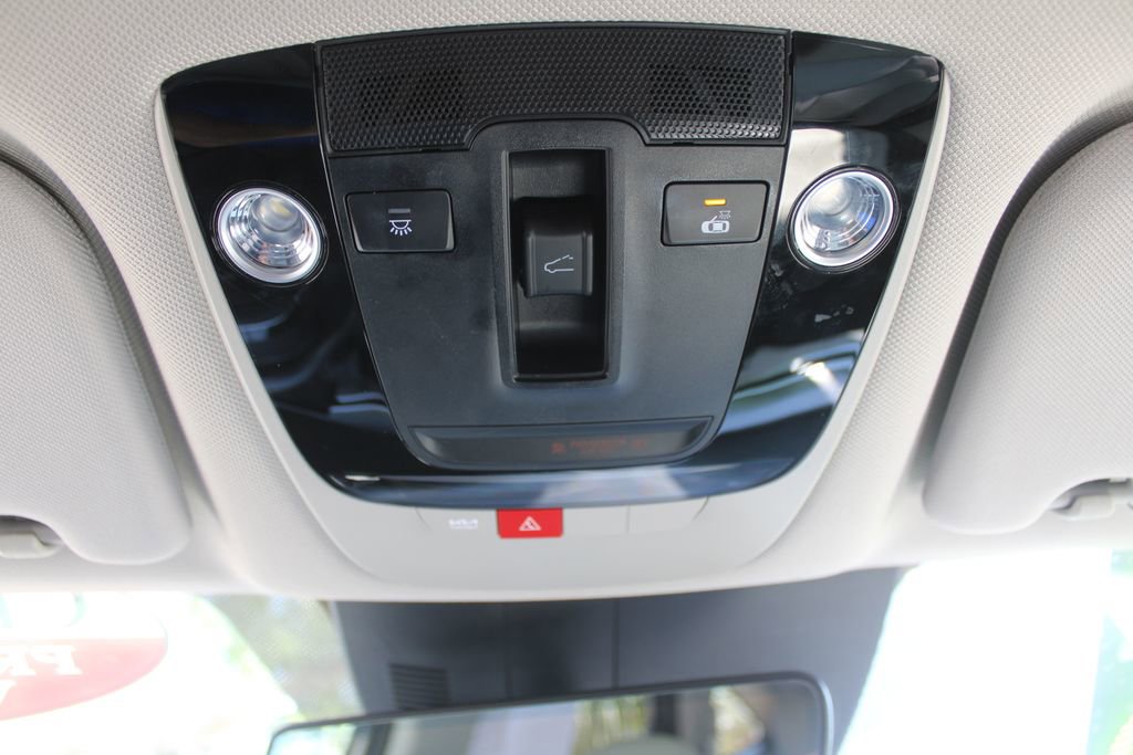 Certified 2025 Kia Sorento S w/ Panoramic Sunroof Package FWD image 55