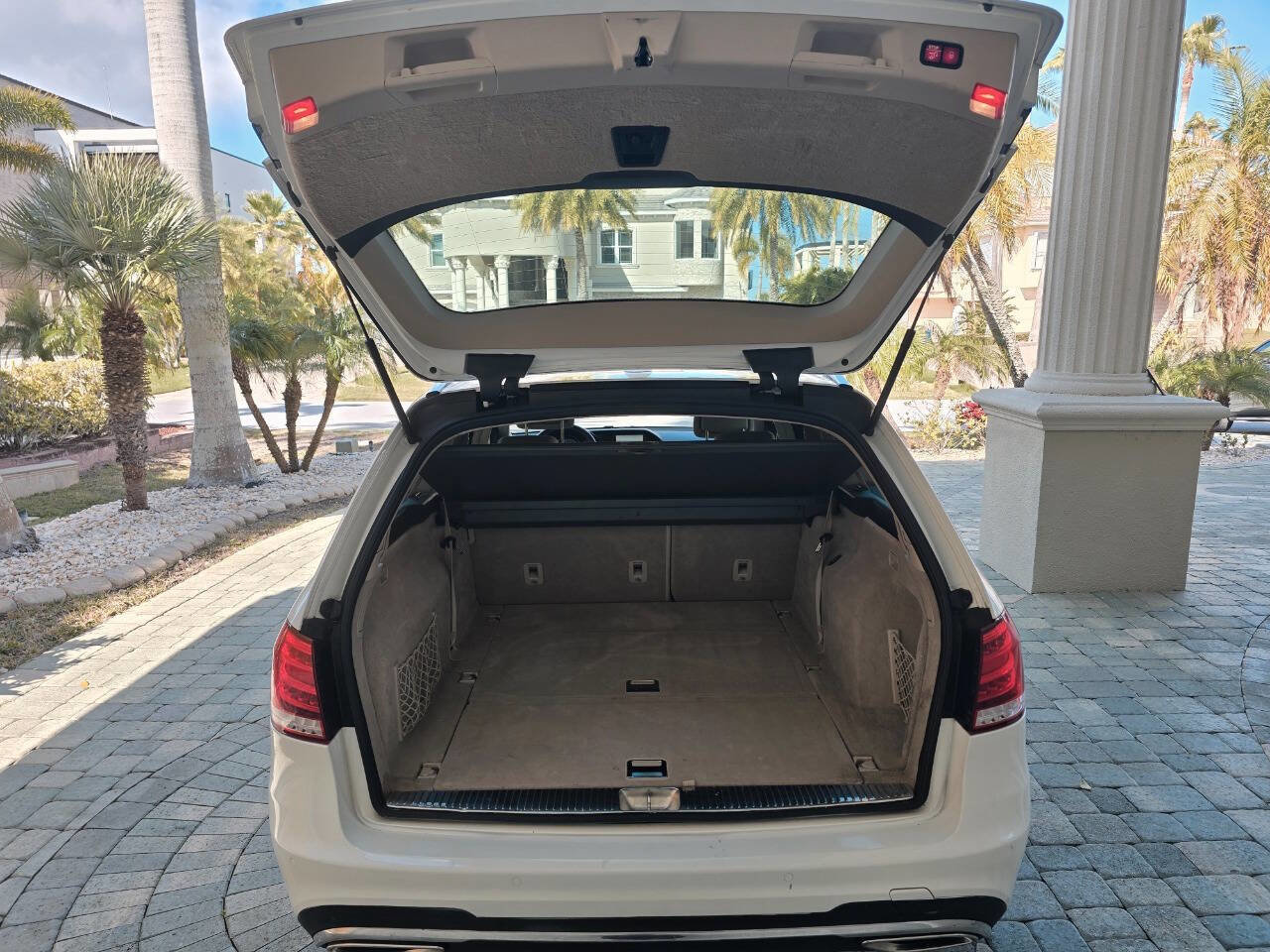 Used 2014 Mercedes-Benz E 350 4MATIC Wagon w/ Premium 1 Package image 7