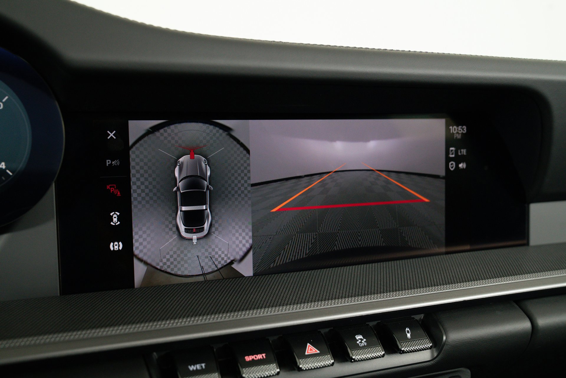 Used 2024 Porsche 911 Targa 4S w/ Premium Package image 30