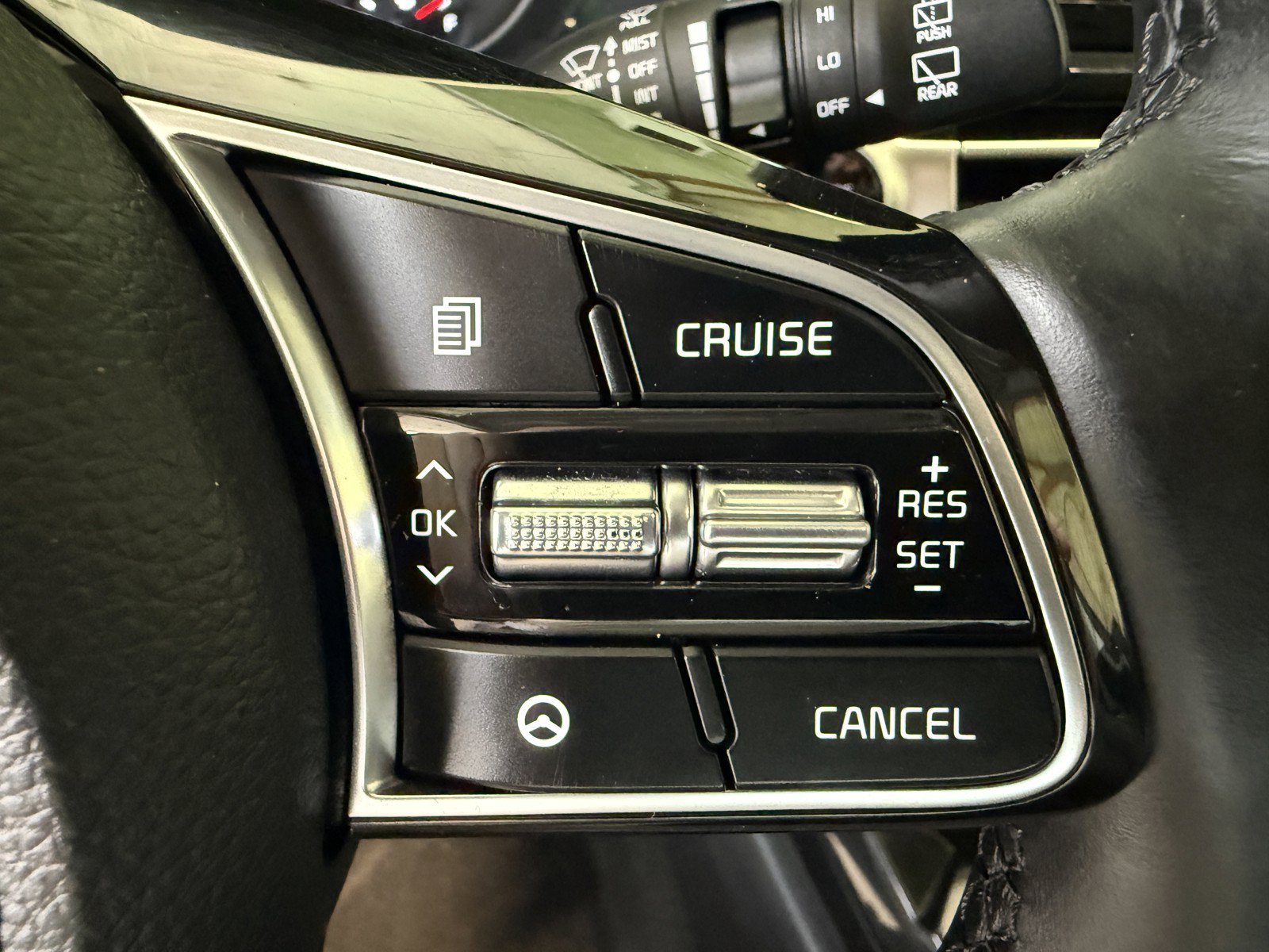 Used 2023 Kia Seltos EX AWD/4WD image 16