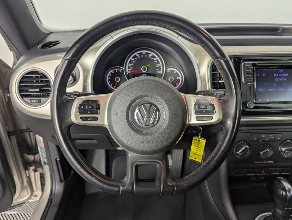 Used 2016 Volkswagen Beetle 1.8T SE image 25