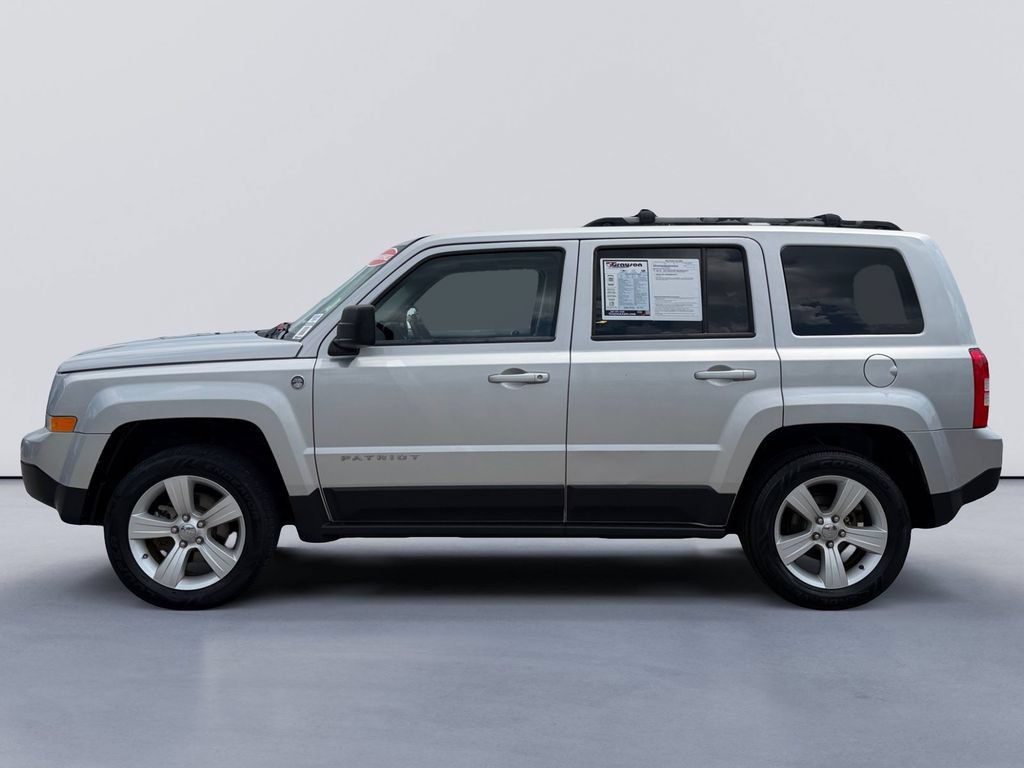 Used 2014 Jeep Patriot Limited w/ Sun/Sound Group AWD/4WD image 6