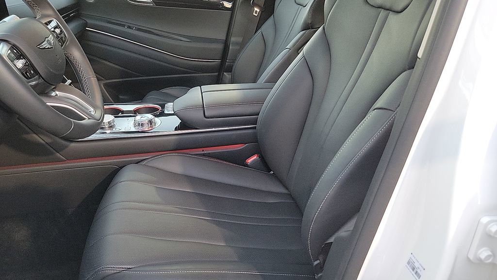 Used 2025 Genesis GV80 2.5T Standard image 17