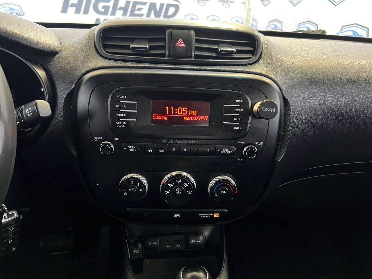 Used 2015 Kia Soul image 35