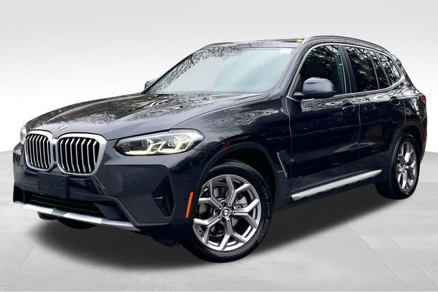 Used 2023 BMW X3 xDrive30i w/ Premium Package image 2