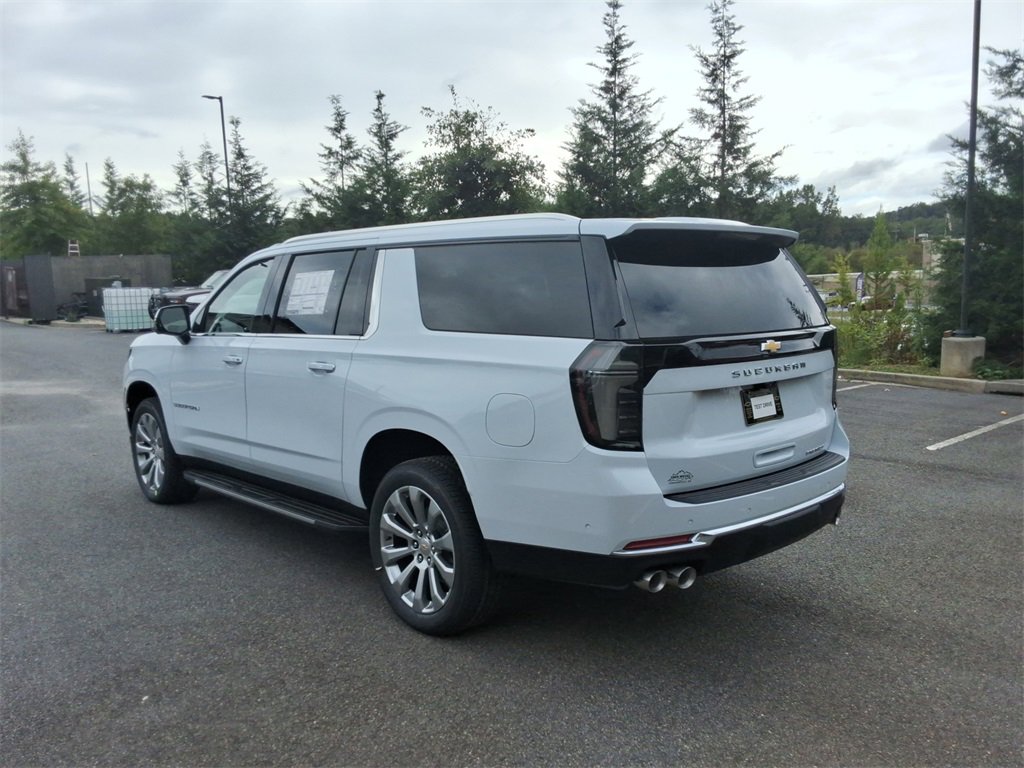 New 2026 Chevrolet Suburban Premier image 7