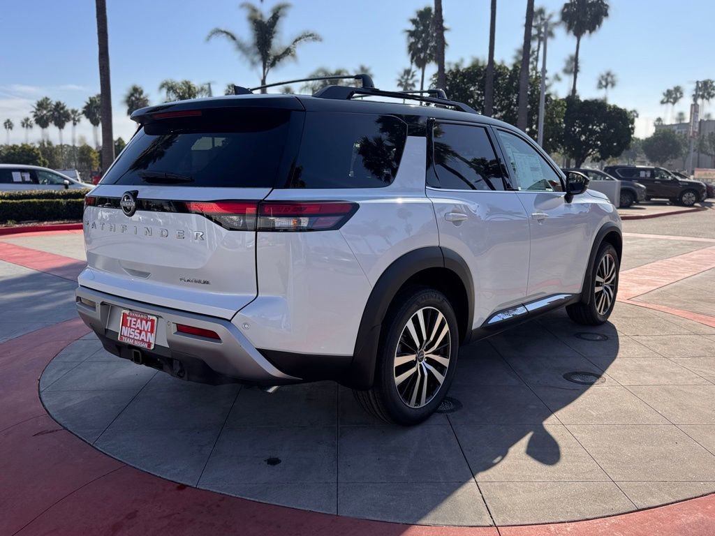New 2025 Nissan Pathfinder Platinum image 7