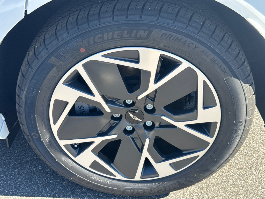 New 2027 Genesis GV60 RWD image 20