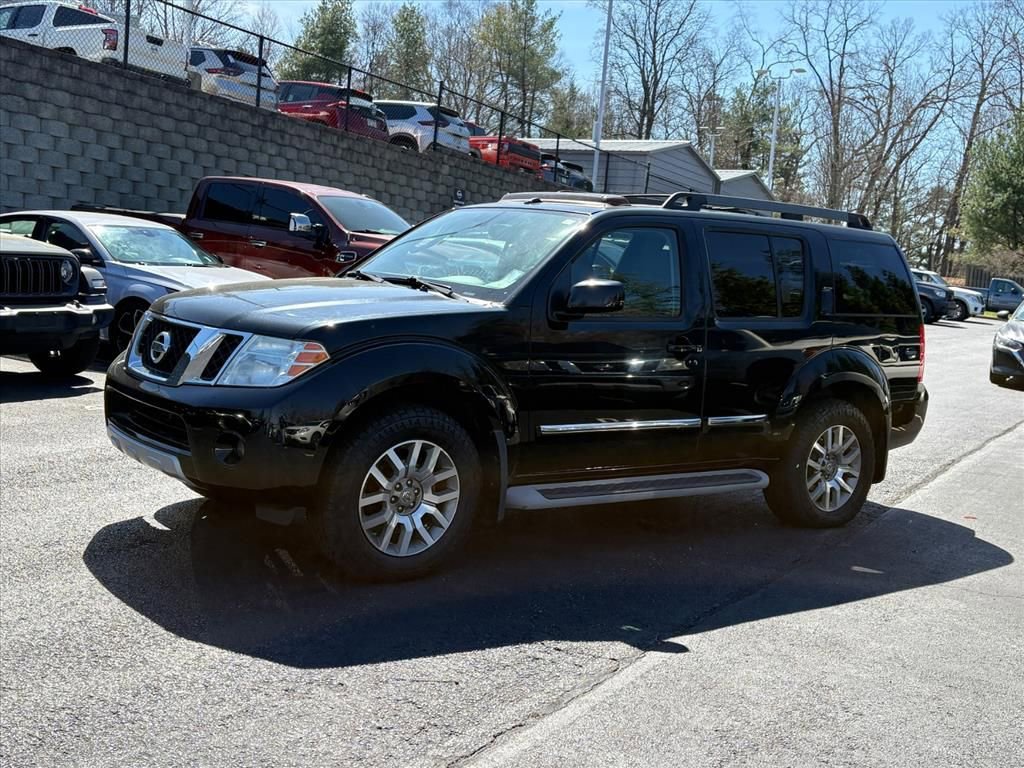 Used 2012 Nissan Pathfinder LE image 4