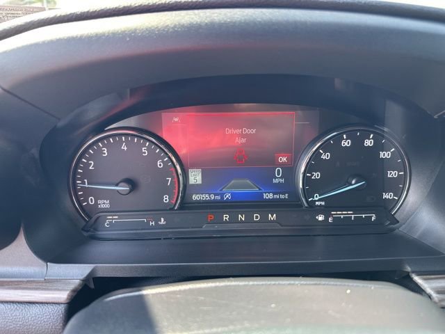 Used 2021 Ford Explorer Limited w/ Equipment Group 301A AWD/4WD image 10