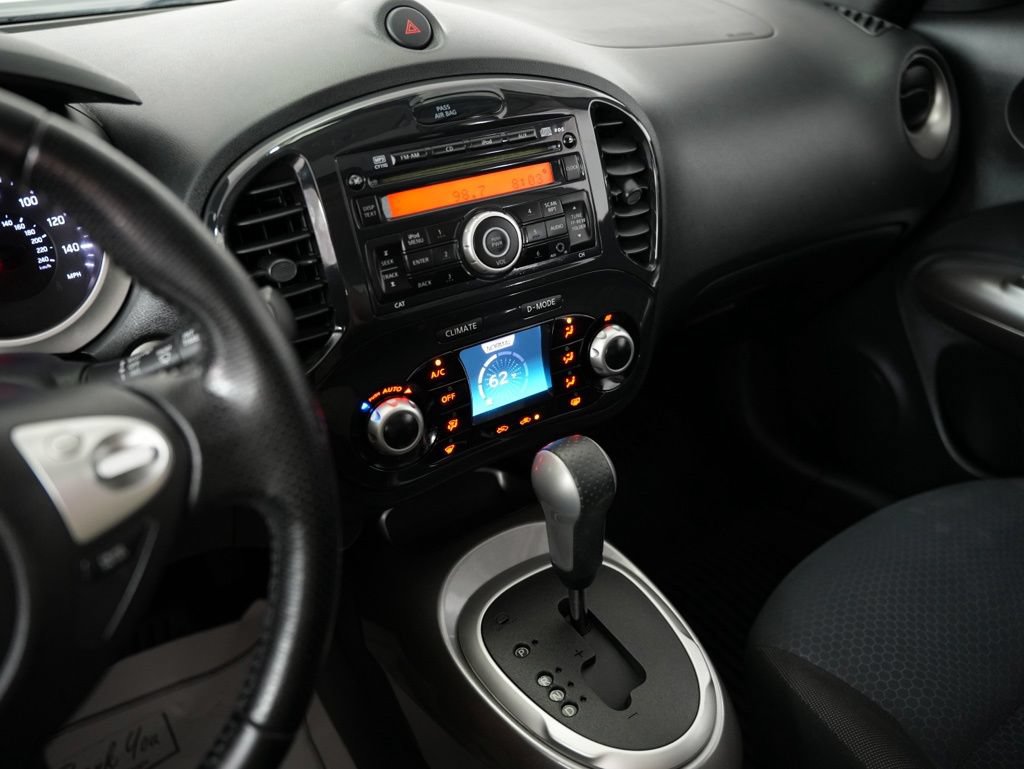Used 2013 Nissan Juke SV AWD/4WD image 18