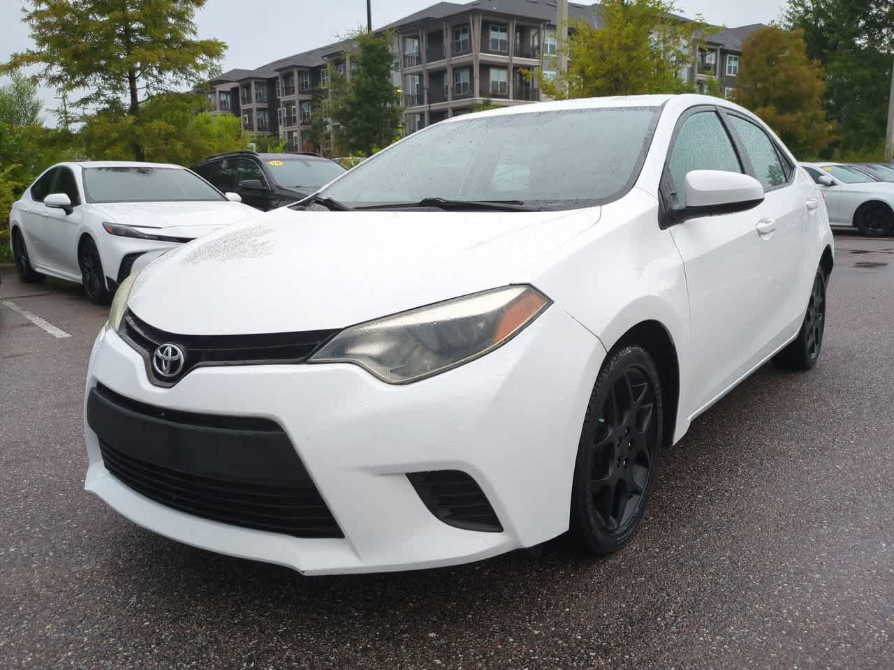 Used 2014 Toyota Corolla L FWD image 2