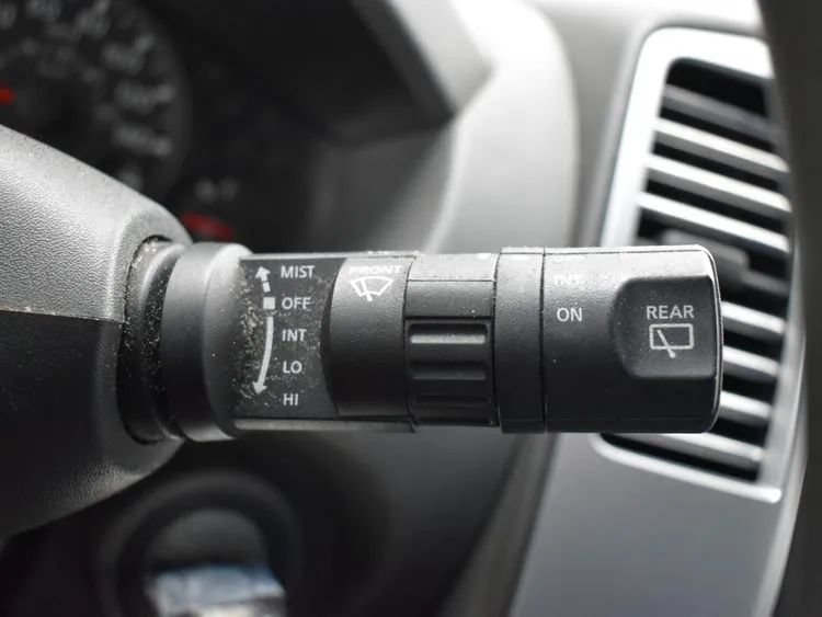 Used 2009 Nissan Xterra S RWD image 25