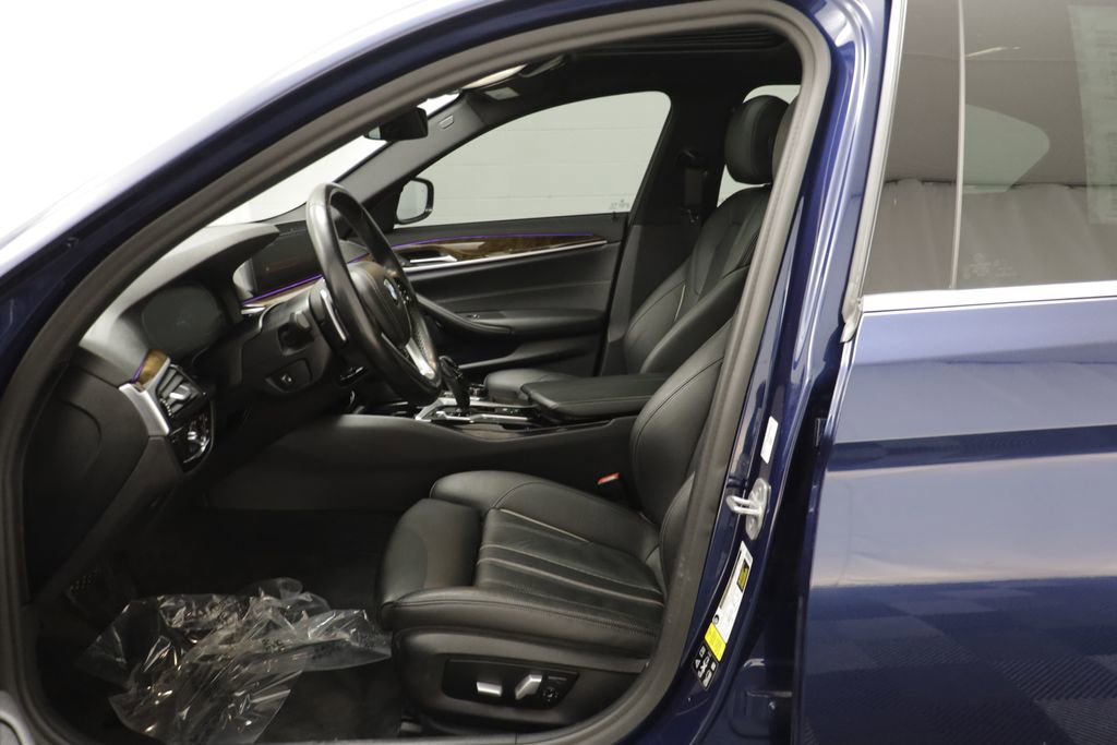 Used 2020 BMW 540i xDrive AWD/4WD image 5