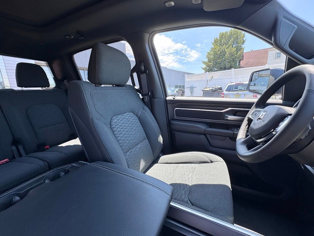 New 2026 RAM 1500 4x4 Crew Cab image 20