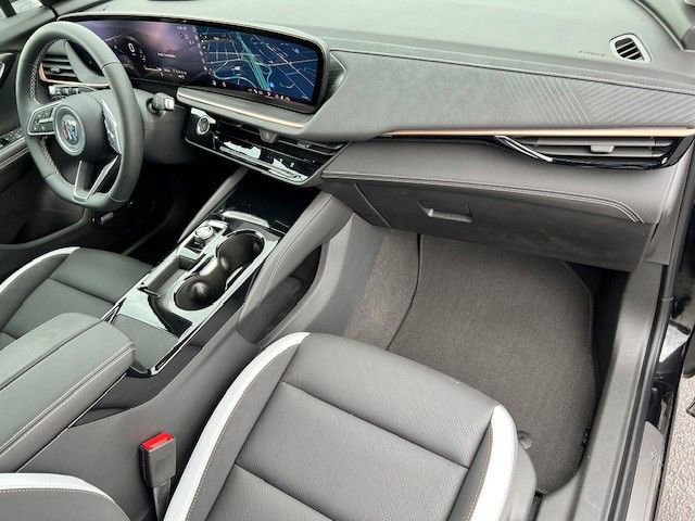 Certified 2025 Buick Envision Sport Touring image 17