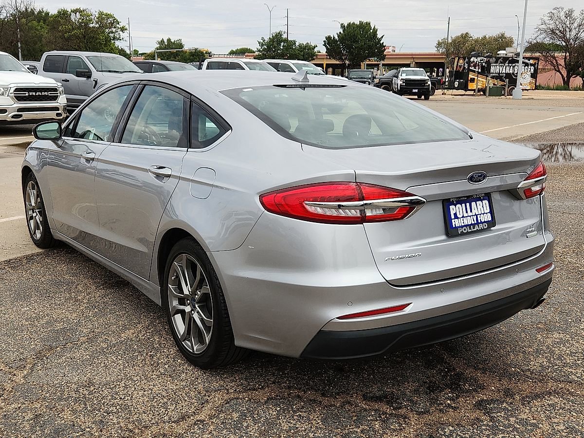 Used 2020 Ford Fusion SEL FWD image 2